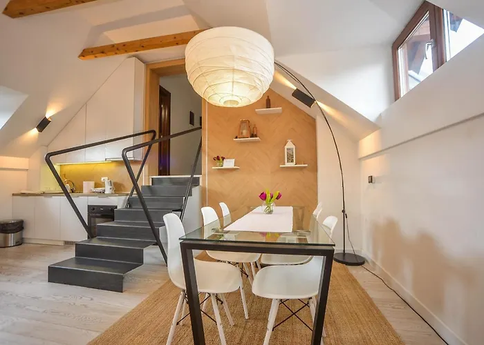 Apartman Queen 1000 *